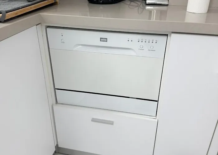 Infinite Sea View - Harbour Luxury 106 *