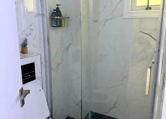 Infinite Sea View - Harbour Luxury 106 *