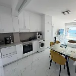 Infinite Sea View - Harbour Luxury 106 Apartamento