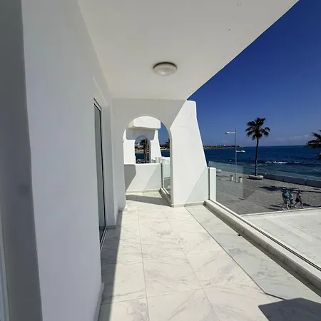 Infinite Sea View - Harbour Luxury 106 *