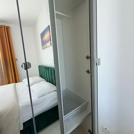 Apartamento Signature Infinite Sea View - Harbour Luxury 106 *