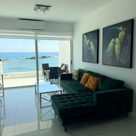 Infinite Sea View - Harbour Luxury 106 * Pafos