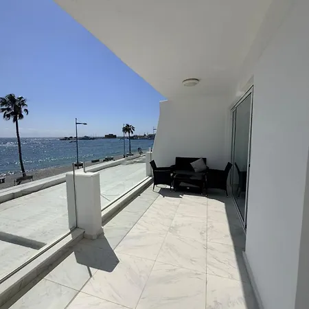 Apartamento Signature Infinite Sea View - Harbour Luxury 106 Paphos