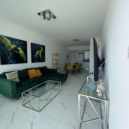 Infinite Sea View - Harbour Luxury 106 Apartament