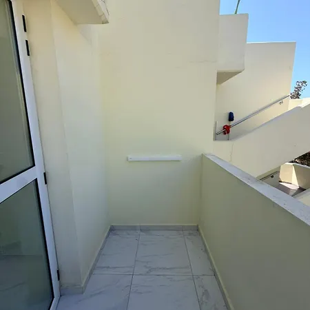 Signature Infinite Sea View - Harbour Luxury 106 Apartamento Paphos