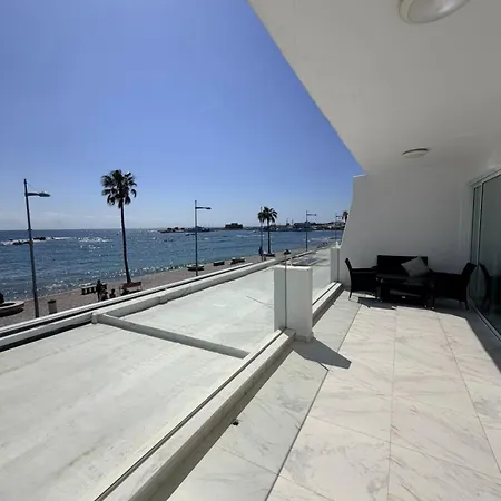 Apartament Infinite Sea View - Harbour Luxury 106 *