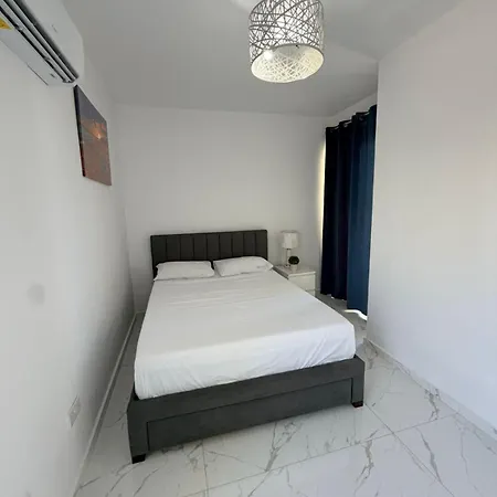Infinite Sea View - Harbour Luxury 106 Apartament