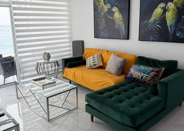 Appartement Infinite Sea View - Harbour Luxury 106 Paphos